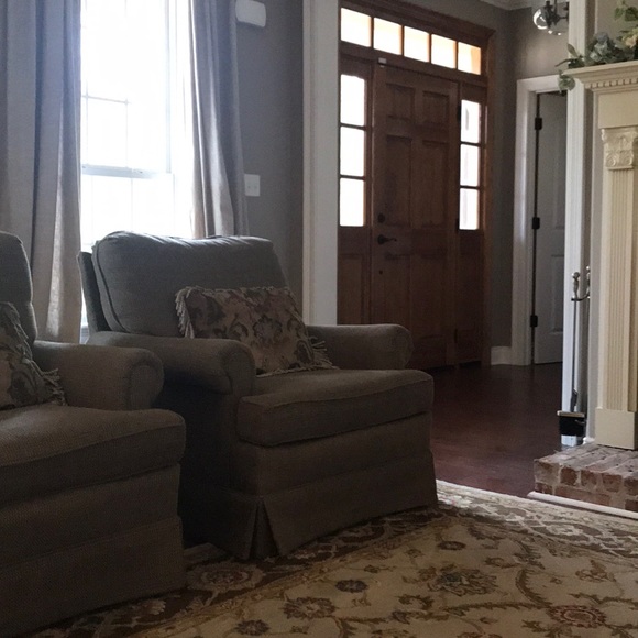 Meet your Posher, Shelli - Picture 1 of 1